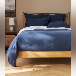 Anthropologie Washed Linen Duvet Cover navy blue
